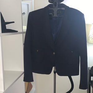 Navy blue blazer with one button